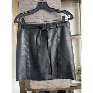 Massimo Dutti leather Mini skirt Black Size Small Belt